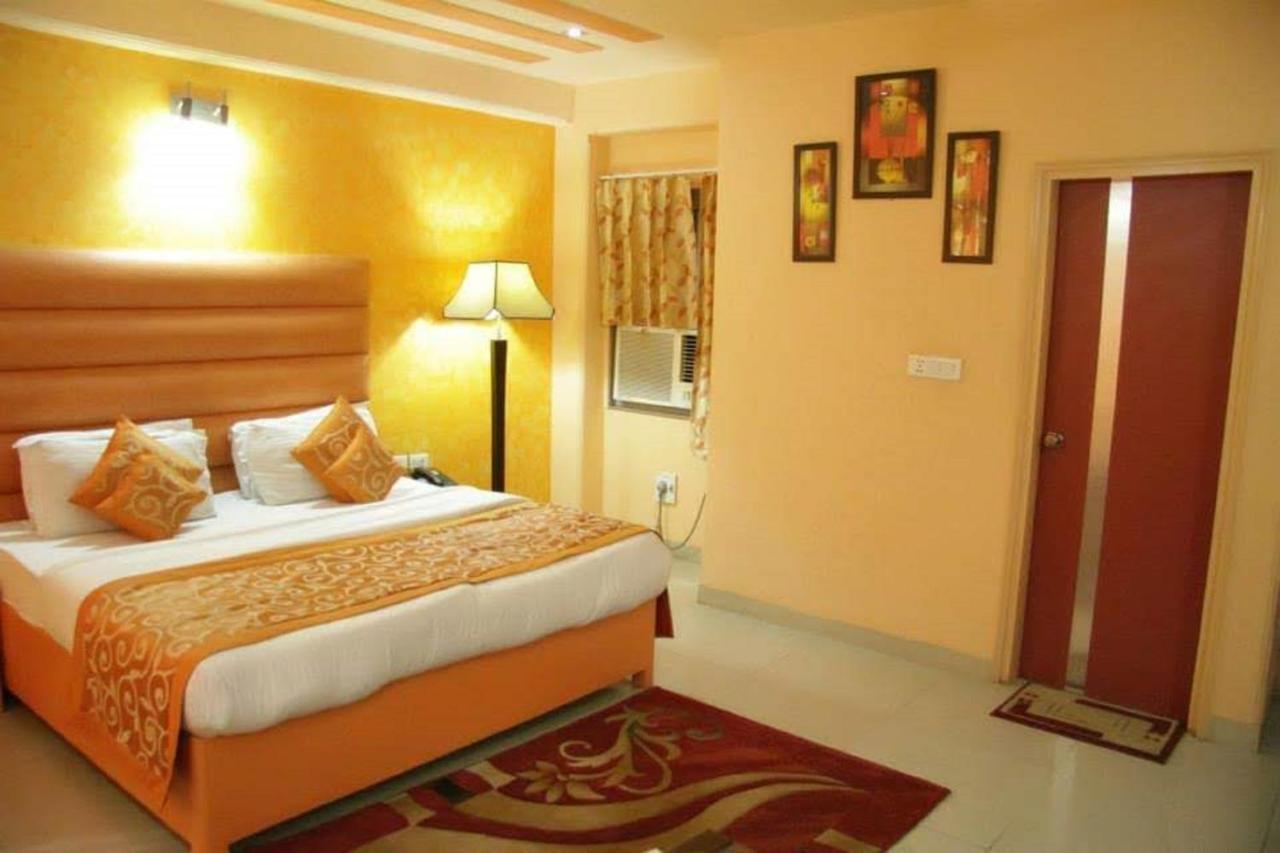 Hotel Classic Paradise 新德里 外观 照片
