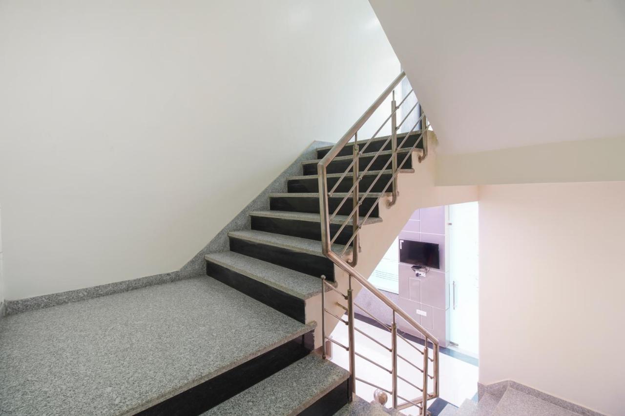 Hotel Classic Paradise 新德里 外观 照片